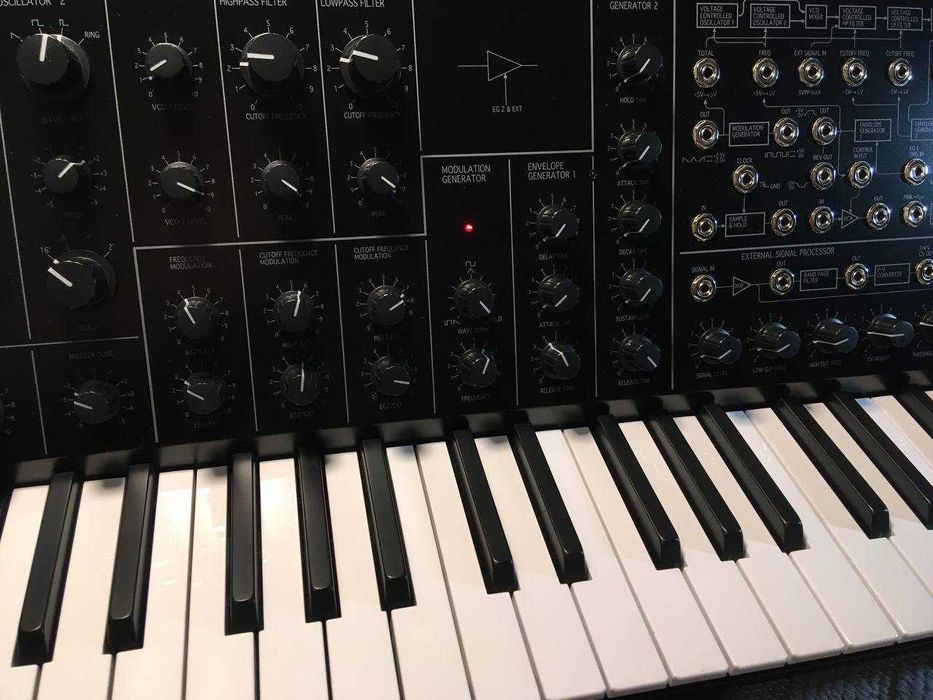 Аналоговий синтезатор Korg ms 20 mini