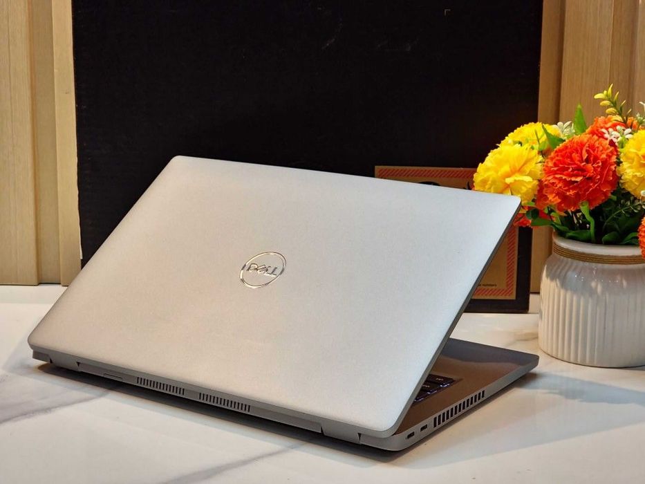 Dell Latitude 14" i5/16GB/256Nvme linha Profissional