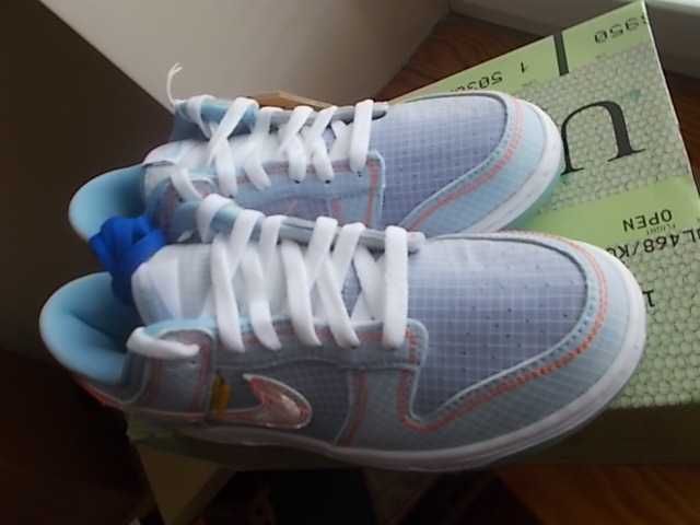 (r. 42 - 26,5 cm) Nike Dunk Low Union Passport Pack Argon DJ9649,-400