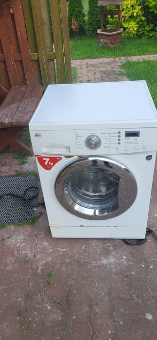 Pralka LG programator działa,na czesci ma spalony silnik