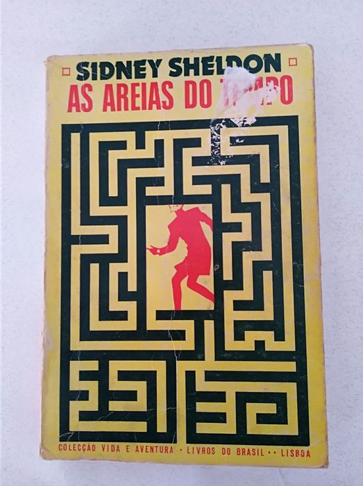 livros de dinausauros e do espaço