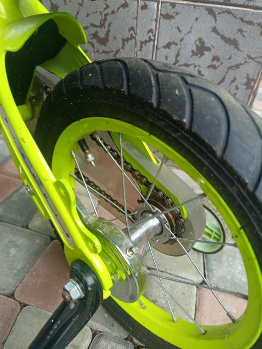 Продам дитячий велосипед  на 4-6 років