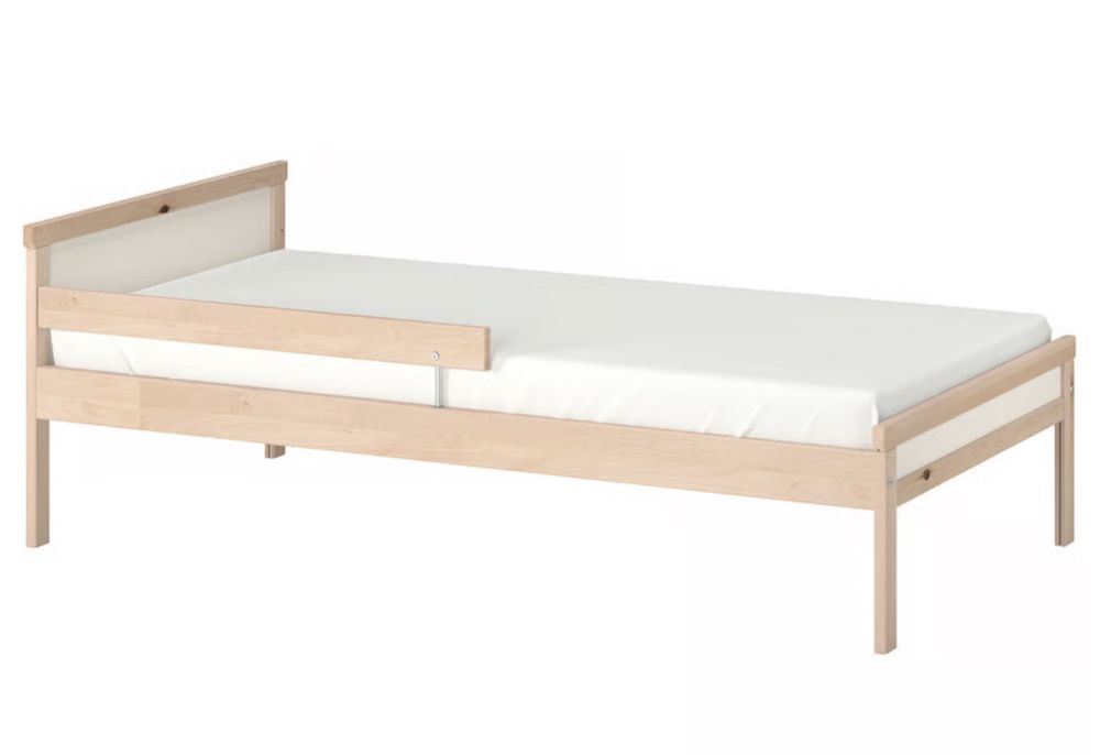 Cama ikea com barra de seguranca