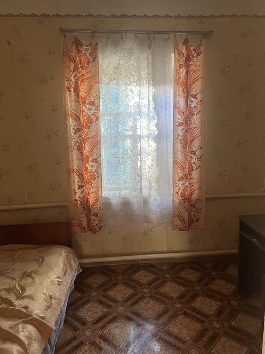 Продам будинок смт.Приютівка