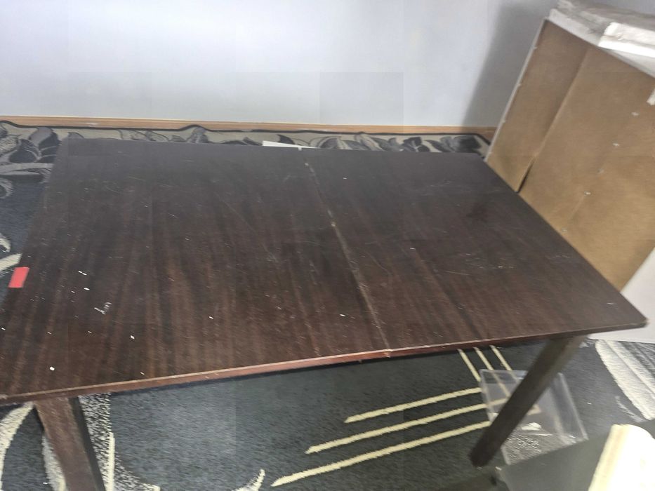Oddam za darmo – używany stół w dobrym