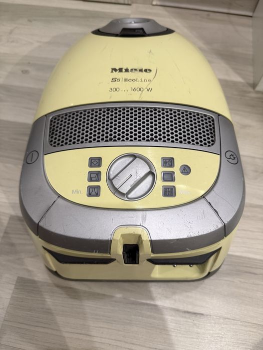 Odkurzacz miele s5 1600w sprawny odnowiony