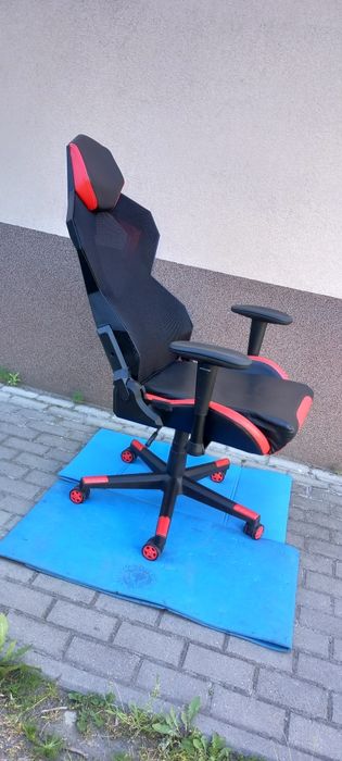 Fotel gamingowy needforspeed do biurka gabinetu do gier