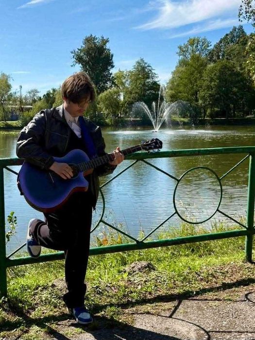 Nauka gry na gitarze dla początkujących | Lekcje od podstaw dla każdego!