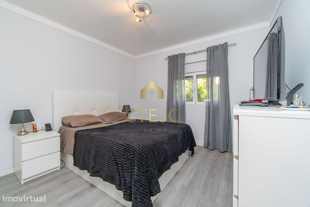 Apartamento T3 C/Arrecadação - Olivais Sul