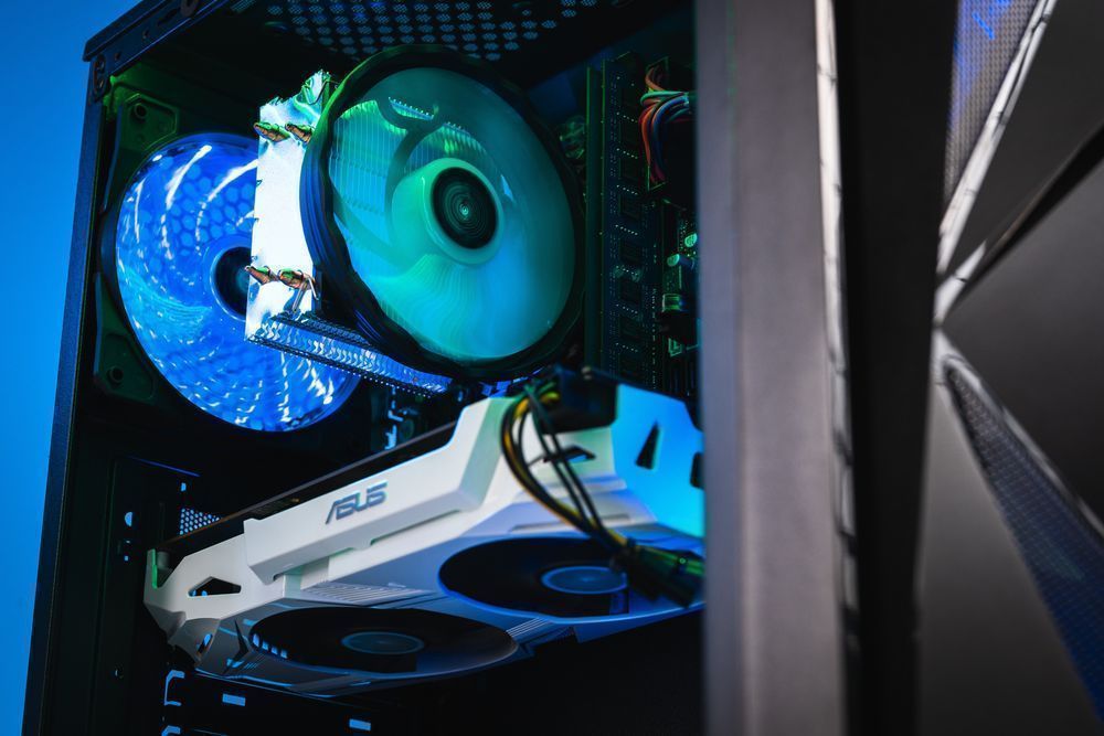 ХРЮША! GTX 1070+16 ядер+32GB RAM+SSD 120GB –  Ігровий комп'ютер ПК для ігор геймерський игровой компьютер