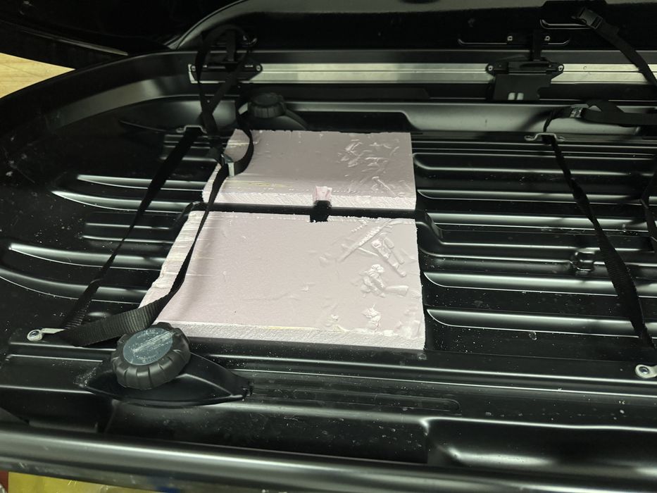 oryginalny box dachowy audi 360 L plus belki  thule