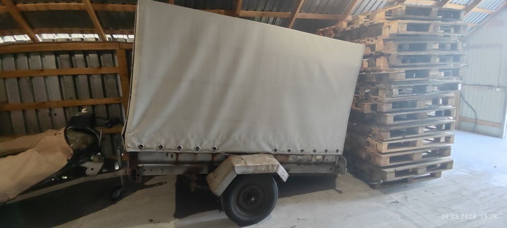 Продам прецеп невадов, новий тенд можна везти 2 тонни