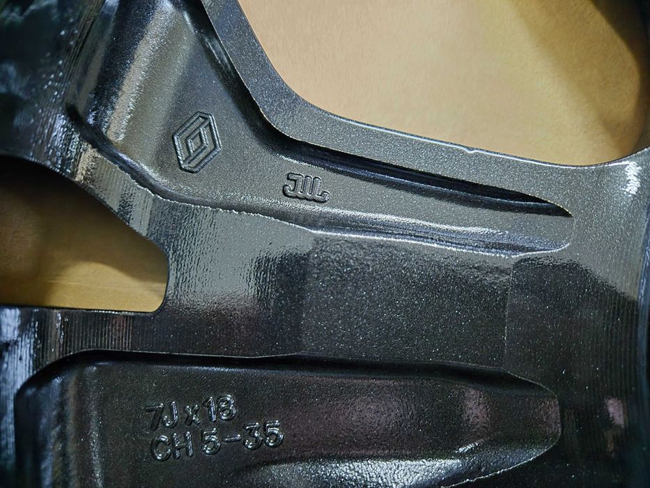 Felgi 18 SUZUKI Vitara Grand Vitara Kizashi SX4 S-Cross Swace 5x114,3