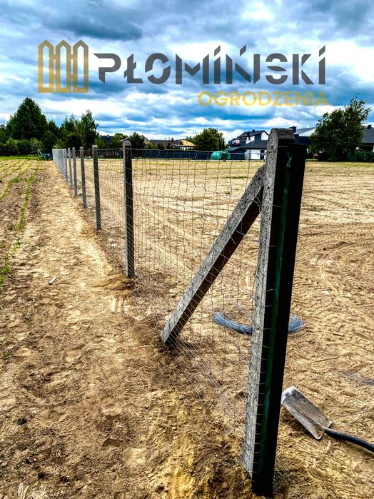 Ogrodzenie z siatki i słupka betonowego montaż transport