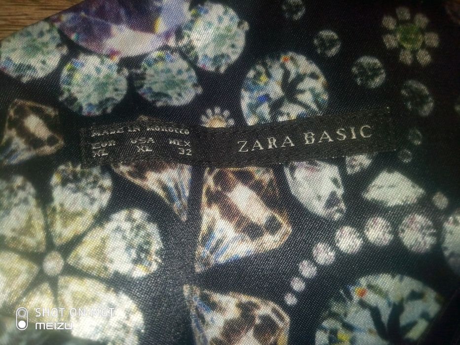 Женское летнее платье фирмы Zara