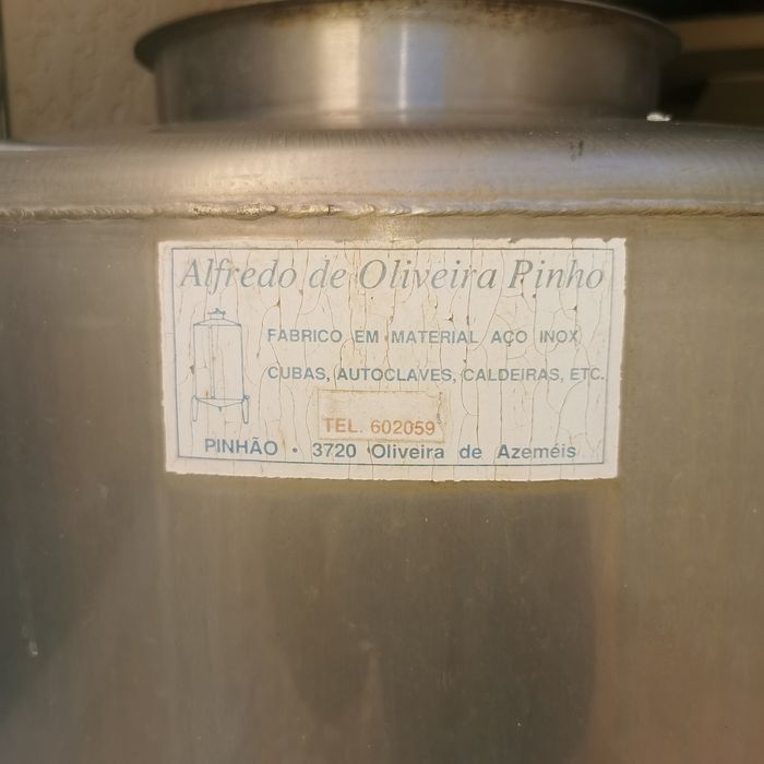 Duas cubas  em inox