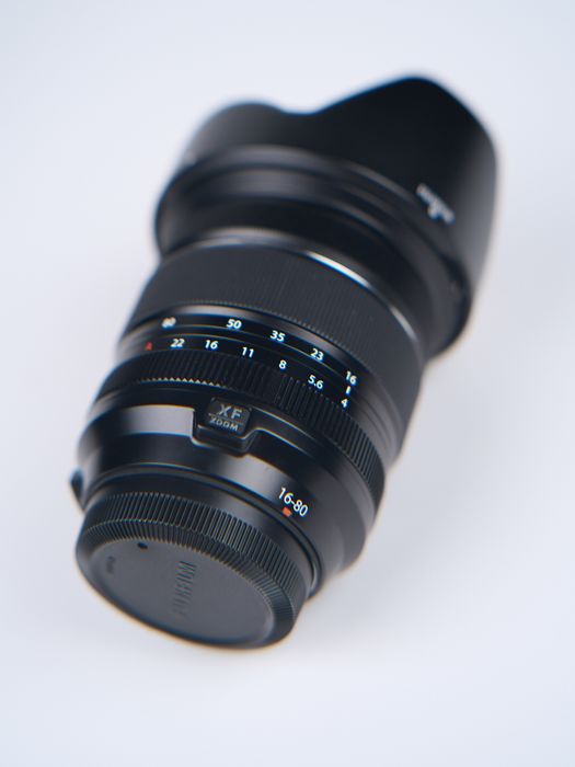 Lente Fujifilm XF 16-80mm F4 [como NOVA]