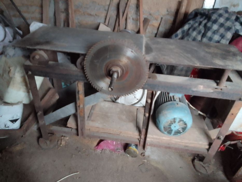 Продам станок циркулярно-фуговальный