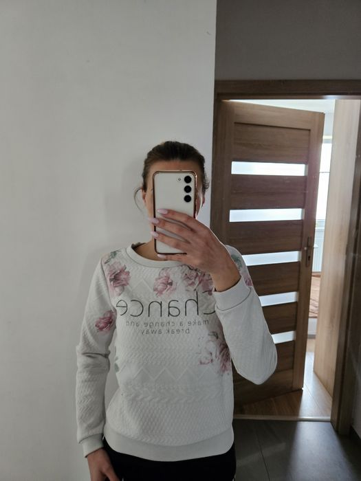 Bluza Reserved .