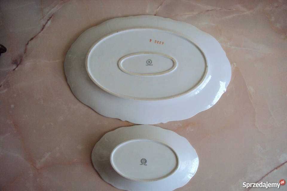 PRL  - Porcelana Bogucice z sygnaturą