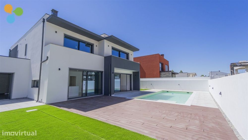 Moradia Isolada T4 Nova | Quinta da Ponte da Terra