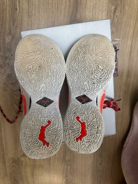 Кросівки для баскетболу кроси Nike lebron 20