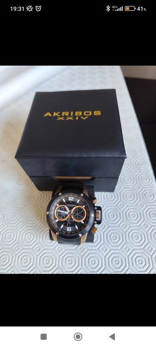 Relógio Akribos XXIV novo