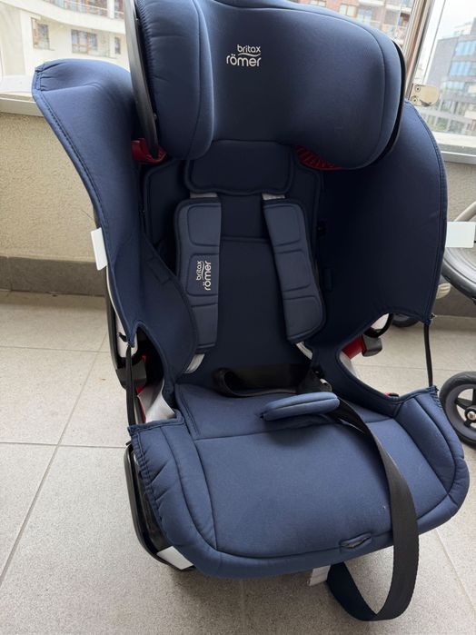 Britax Römer Advansafix IV R