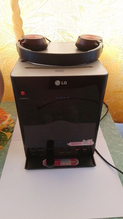 Музичний центр LG FB-D163X