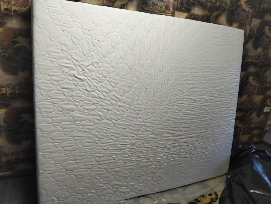 Продам матрац 200×160×18