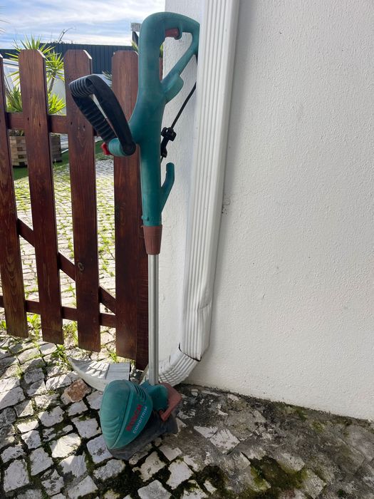 Roçadora eletrica bosch