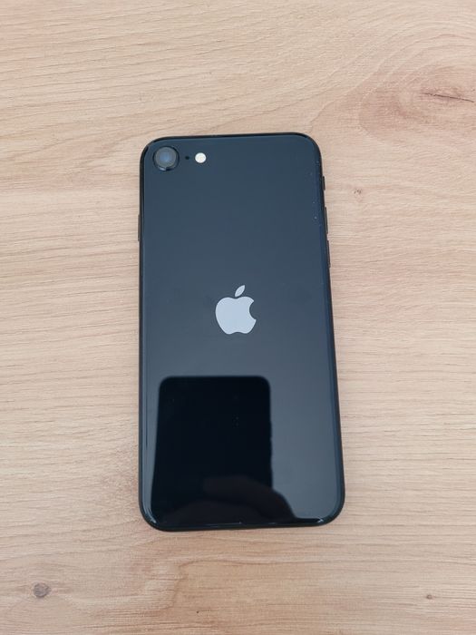 Iphone SE 3 2022 stan idealny kondycja 94%