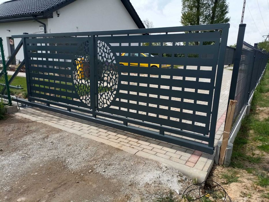 Brama przesuwna 4m. Producent
