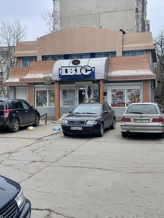 Магазин Незалежності 31А.