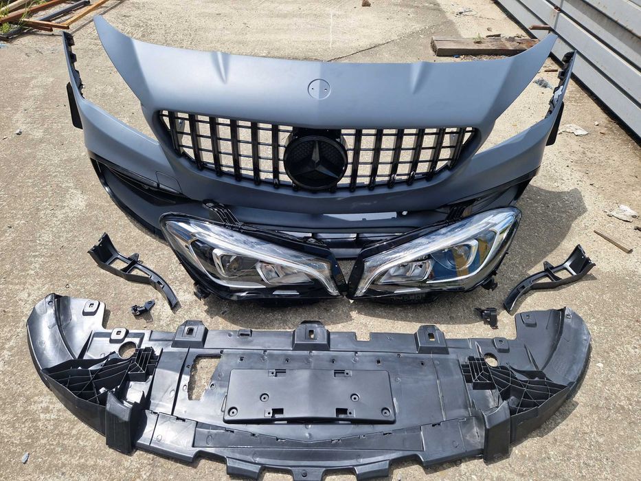 Передний бампер (стиль CLA45 AMG) на Mercedes-Benz CLA-Class C117 2013-2017 года.