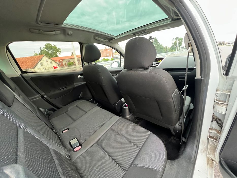 Peugeot 207 1.6 HDI kombi stan *bdb*