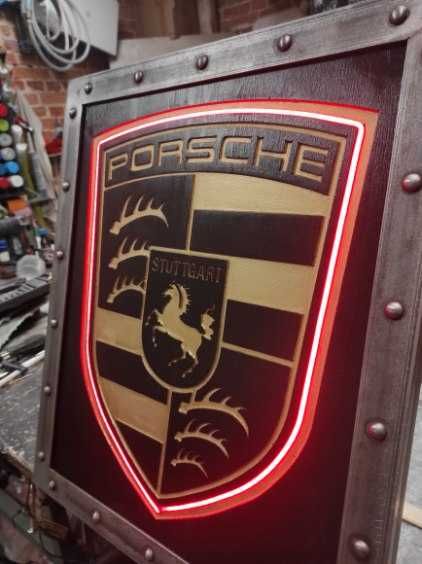 Stylowy Herb Porsche – Podświetlany Obraz LED