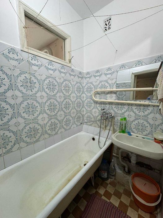 2 кімн., квартира в цегляному будинку, пр. Левка Лук'яненка