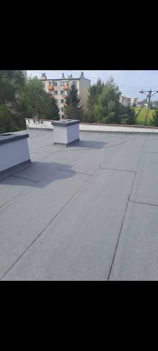 Krycie dachów papą termozgrzewalną