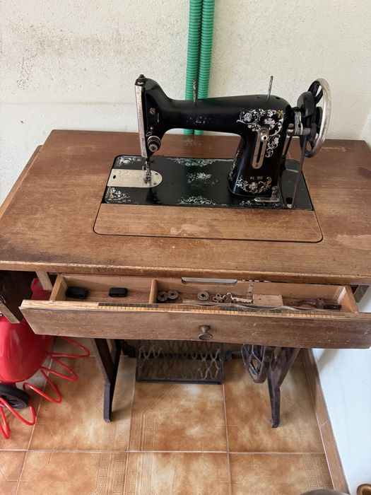 Maquina de costura