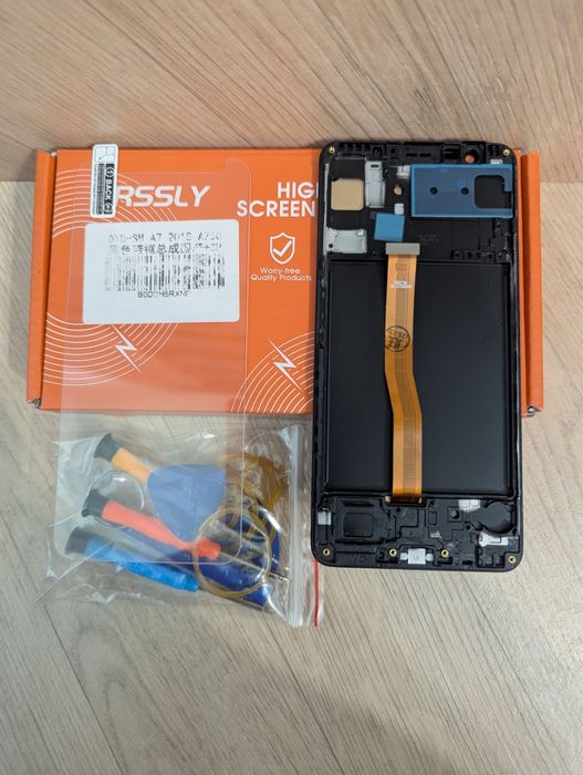 Дисплеї  з  модулями  нові для телефонів Samsung, Xiaomi
