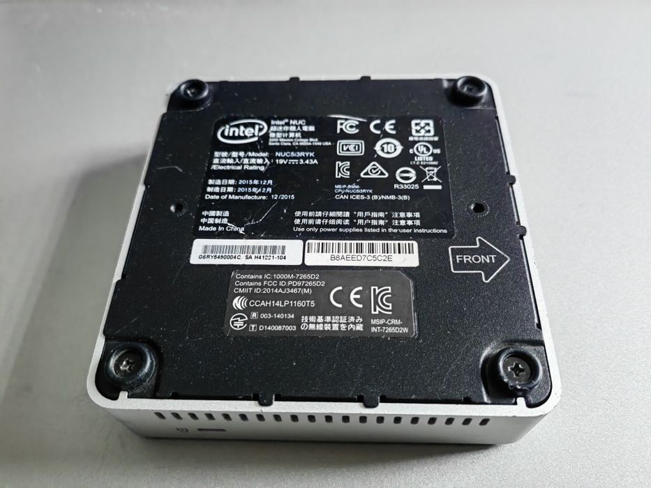 Intel NUC 5i3RYK / i3 / 8GB / 128SSD /