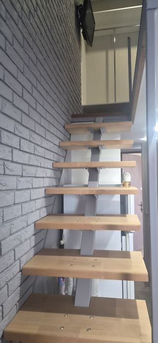 Продам двухэтажную квартиру ул. Косарева 25
