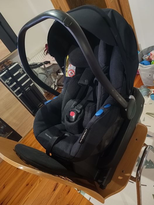 fotelik z bazą isofix avionaut pixel pro