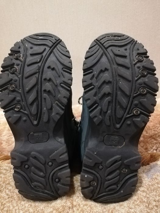 Mountain Warehouse. Jak nowe. Buty trekkingowe, wodoodporne.