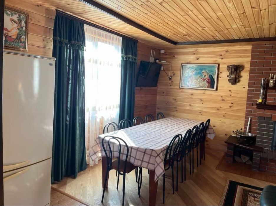 Котедж для відпочинку у Сколе "Дача Тиха"