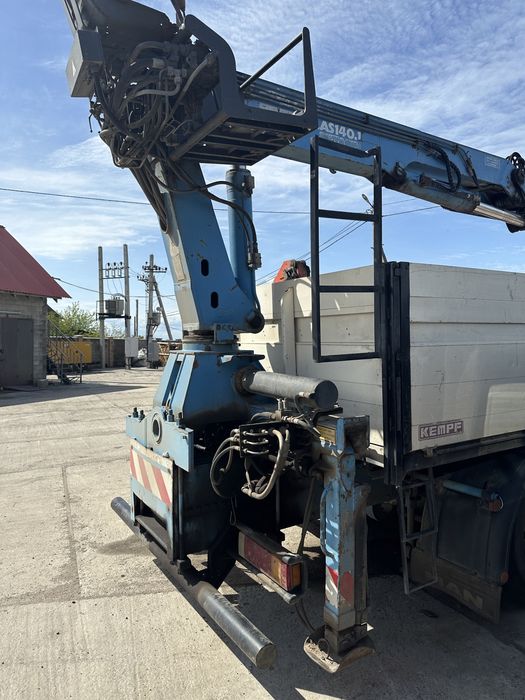 MAN 22.403 с краном манипулятором