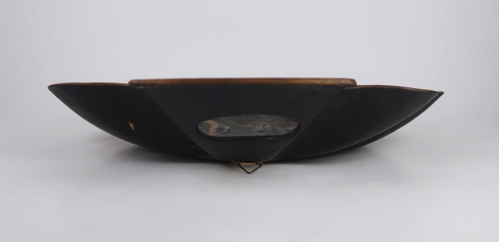 Bandeja Oriental Lacada Séc. XIX/XX (ref. 1)