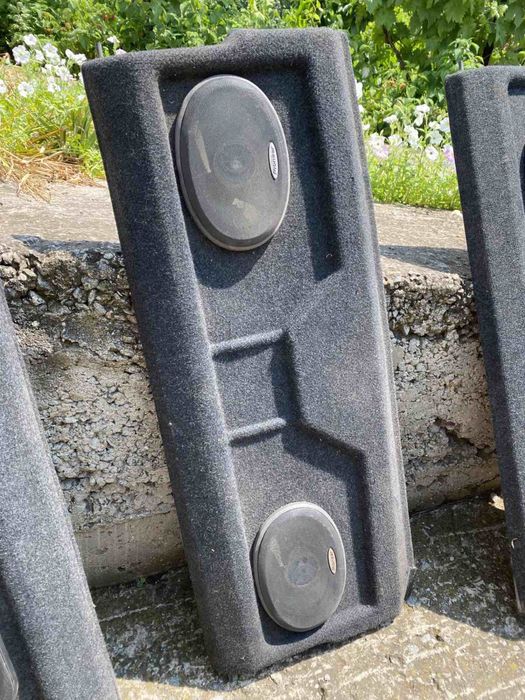 Задние Полка с Колонками на Ниву и Ниву Шевроле Chevrolet Niva