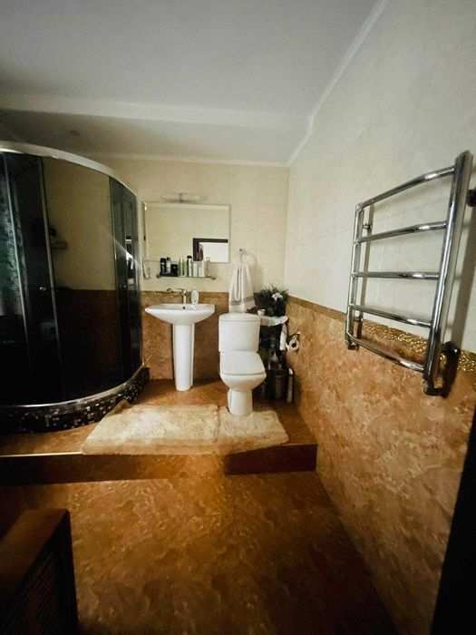 продам дом  Диевка 1 рн метро